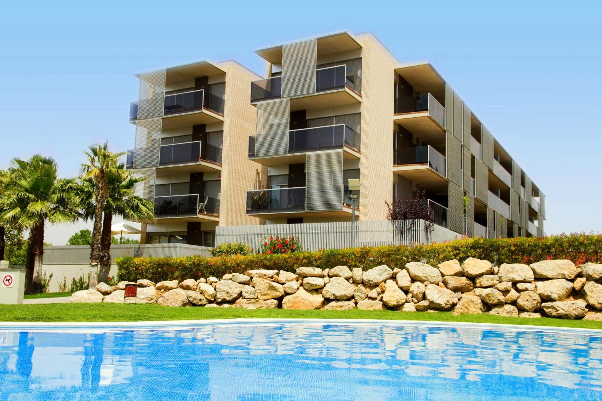 Rentalmar Paradise Families Only Con Parking Salou Eksteriør bilde