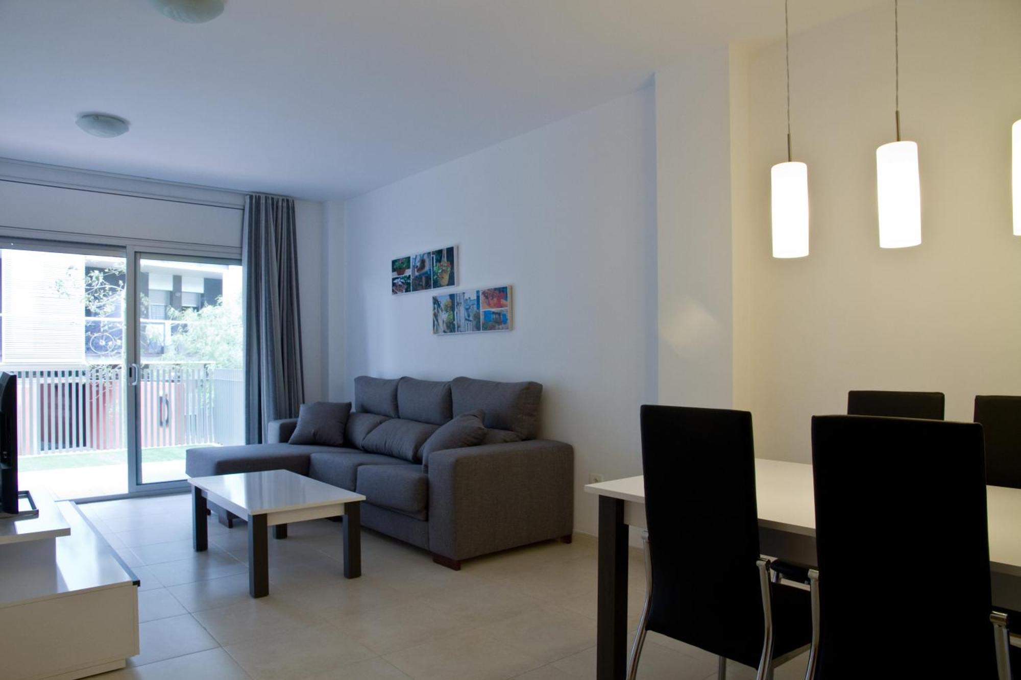 Rentalmar Paradise Families Only Con Parking Salou Eksteriør bilde