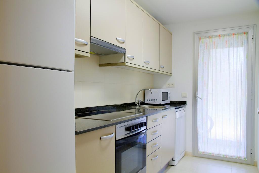 Rentalmar Paradise Families Only Con Parking Salou Rom bilde